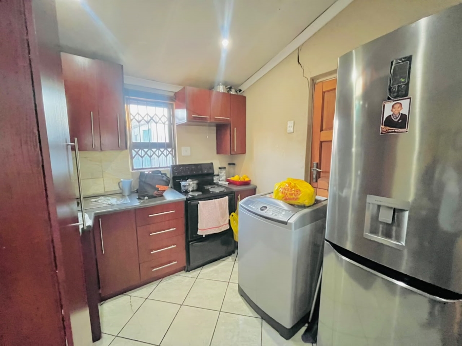 2 Bedroom Property for Sale in Bloemside 3 Free State